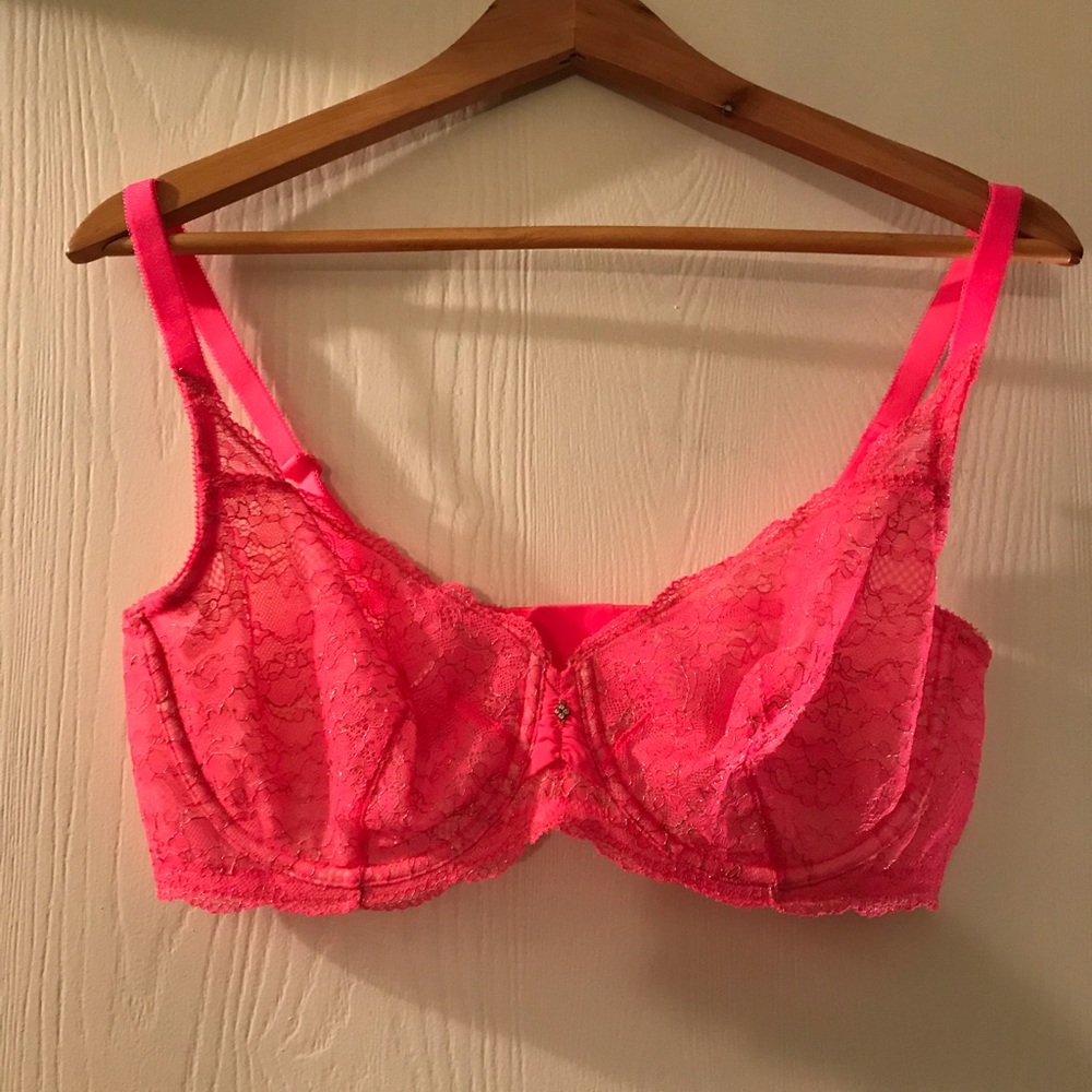 NWOT- Victoria’s Secret bra